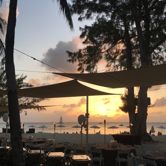 Meet your Posher, Rebecca - Picture 1 of 1